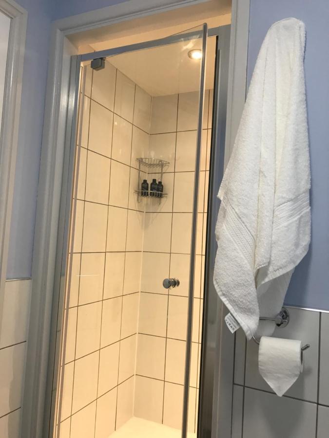 Hamlyn Green Солихъл Екстериор снимка